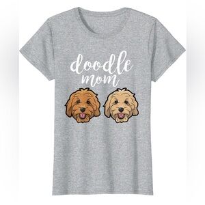 NWT Doodle Mom Grey T-shirt, Size Medium